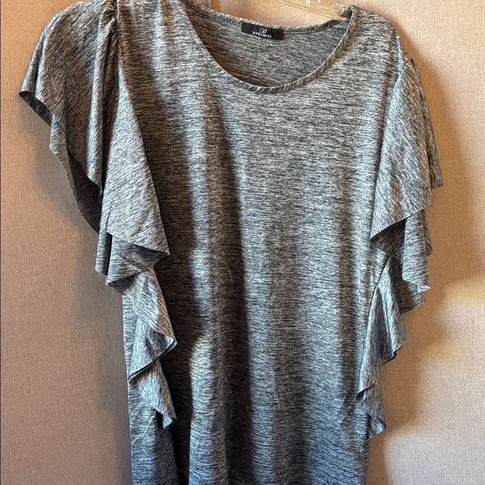 FINAL MARKDOWN Dynamite Heather Gray Ruffle Sleeve Top large